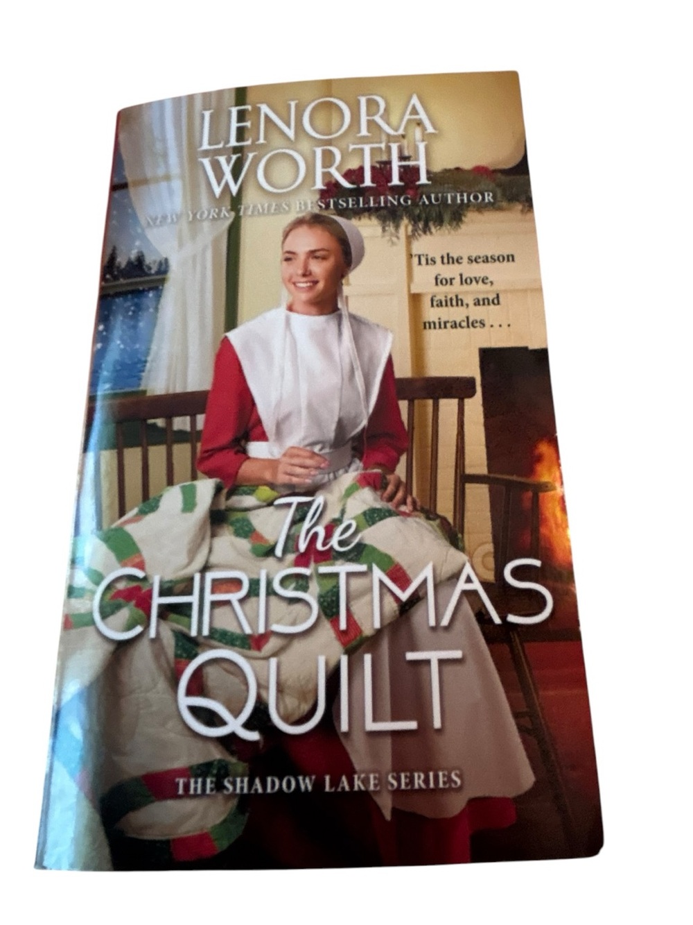 The Christmas Quilt Lenora Worth Shadow Lake Series Mass Market Paperback